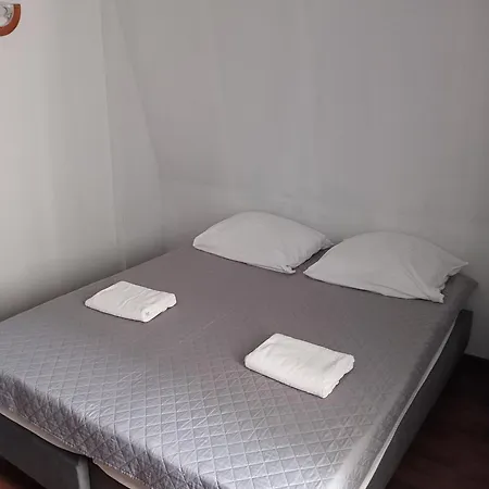 Апартаменты Sleepy3city Abrahama 16 *