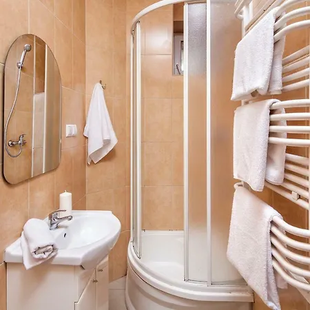 Sleepy3city Abrahama 16 غدينيا