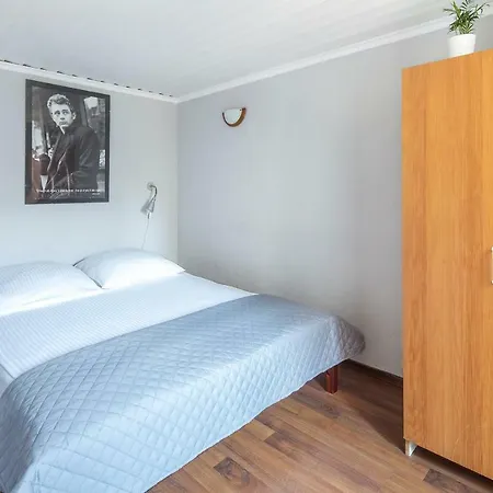 Sleepy3city Abrahama 16 Апартаменты *